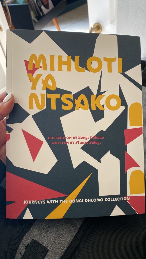 A picture of the book Mihloti ya Ntsako: Journeys with the Bongi Dhlomo Collection by Dr Pfunzo Sidogi. The book features South African art